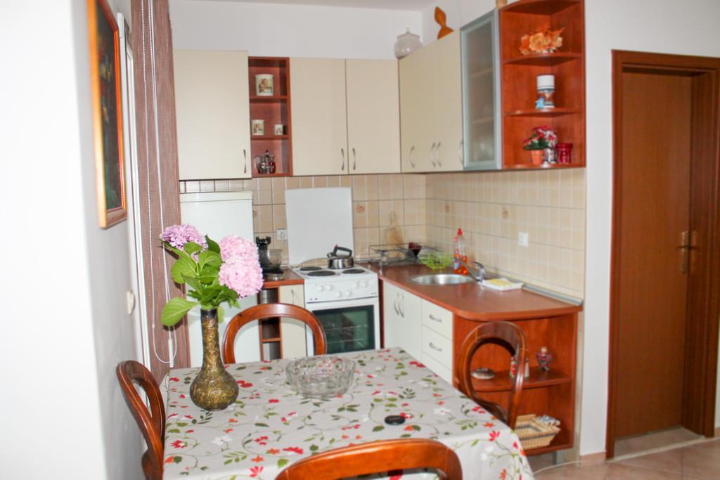 Apartments Djedovic Petrovac Exterior photo